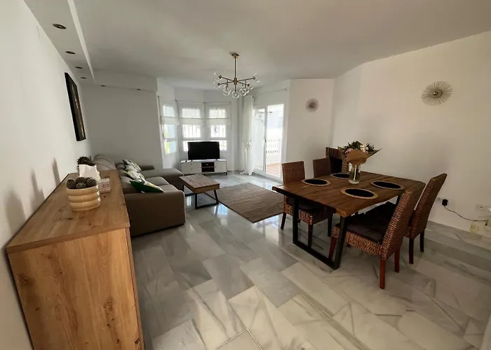 Naranjos Apartment *